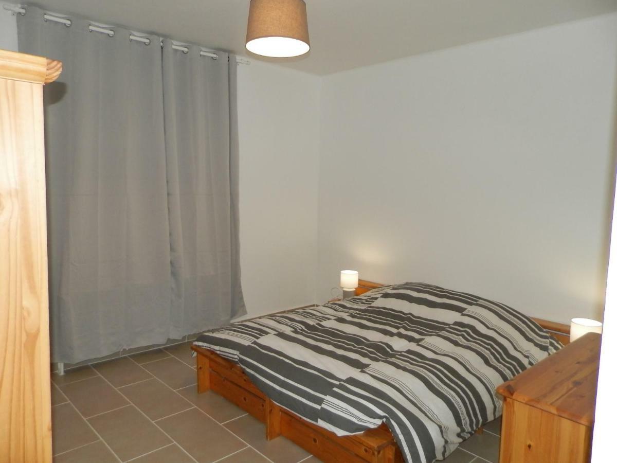 Vallee Des Ardoisieres Mael-Carhaix Room photo